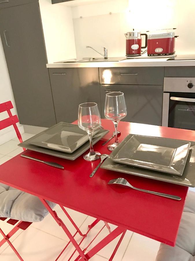 Studio Charmant Au Coeur De Boucan Canot 30 M² Avec Jardin Prive Saint-Paul Bagian luar foto